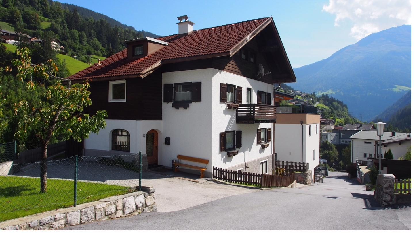 Chalet Stanzertal im Sommer